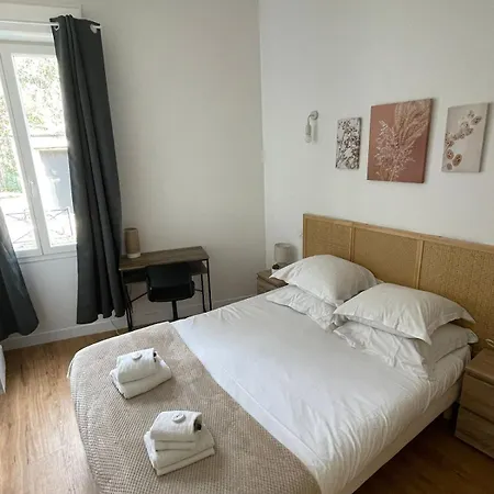 Charming 2-room, River Park *