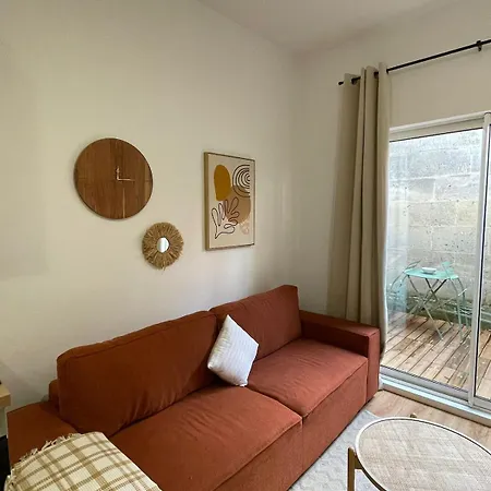 Charming 2-room, River Park *