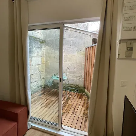 Daire Charming 2-room, River Park *